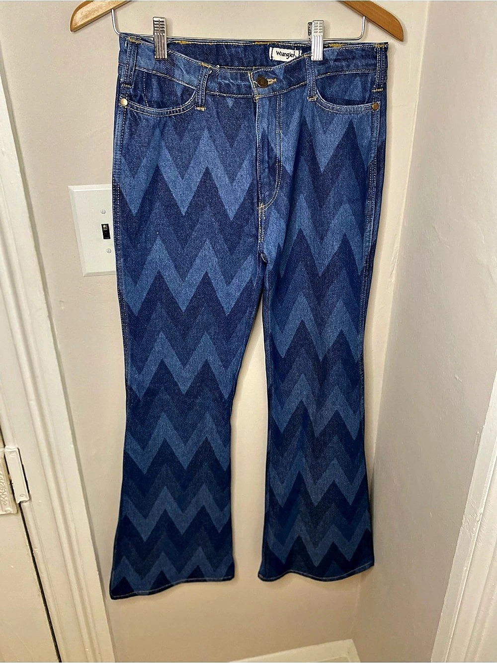Wrangler Print '70s Wanderer Flare Jean Women's Geometric Jeans Waist 27/33